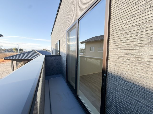【バルコニー】
