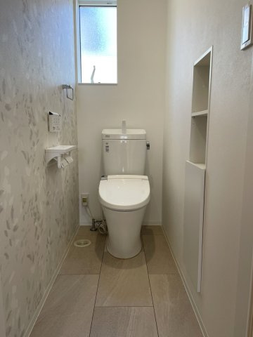牟礼町大町　平家戸建のトイレ