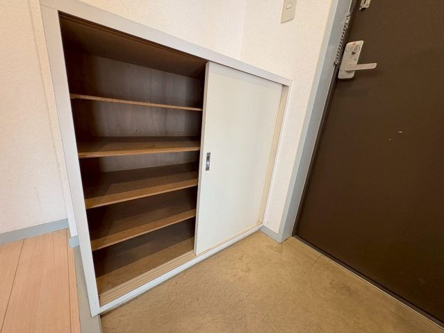 メゾンオリエンタルの収納