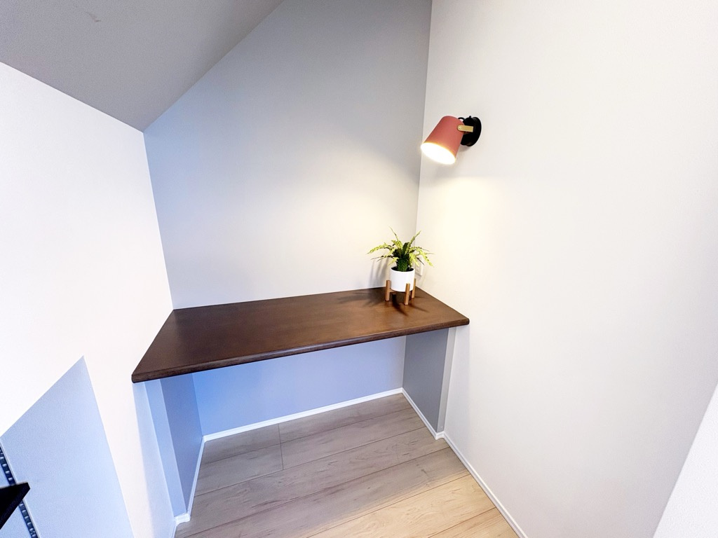 泉佐野市葵町3丁目　一戸建ての居間・リビング