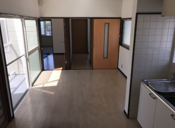 【居間・リビング】