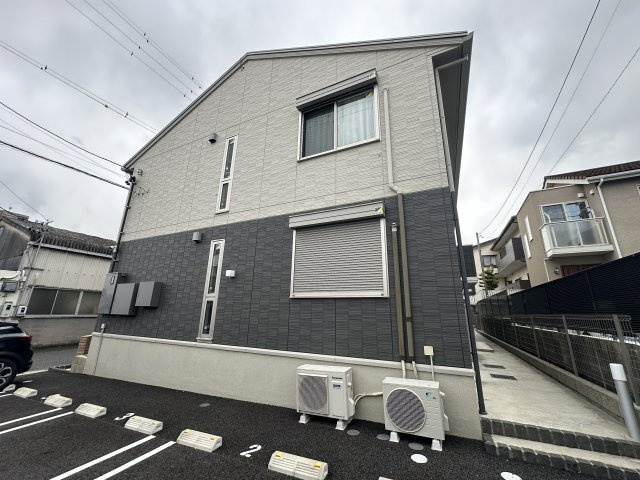 ディールームサカエの外観