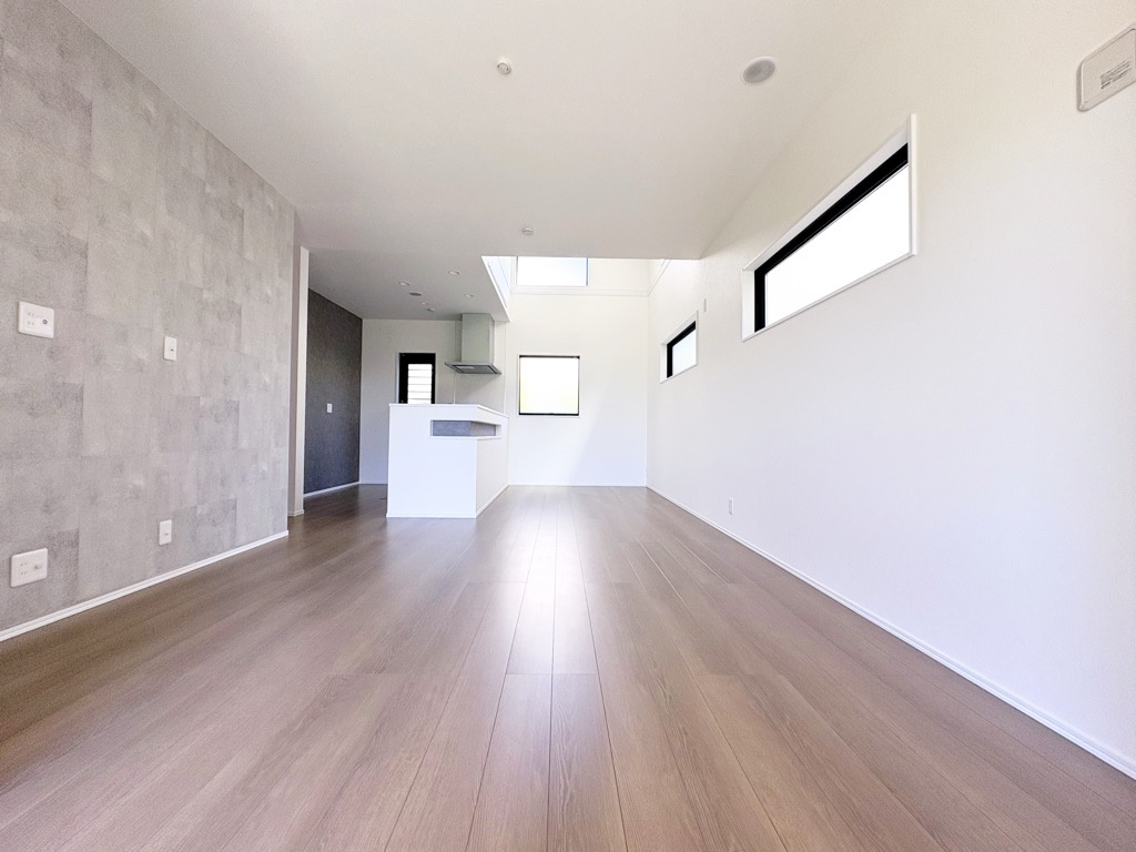 泉佐野市岡本　新築一戸建ての居間・リビング