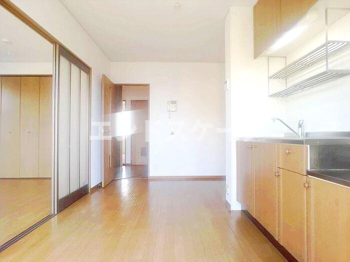 グラシア　Ａの居間・リビング|高崎、前橋のお部屋探しはエンドスケープまで！お客様の理想お聞かせ下さい♪