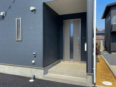 【エントランス】 | 匝瑳市椿2号棟 | 施工例：即日のご見学も可能です。お気軽に0476-37-3888までお問合せ下さい。