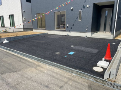 【駐車場】 | 匝瑳市椿2号棟 | 施工例：即日のご見学も可能です。お気軽に0476-37-3888までお問合せ下さい。