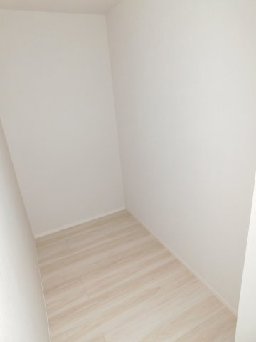 名古屋市熱田区千年2期の収納|◇ＷＩＣ◇　　大型の荷物を片付けることが可能なＷＩＣ♪