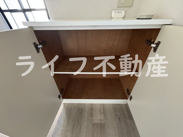 タージパレスの収納|便利な収納スペースです
