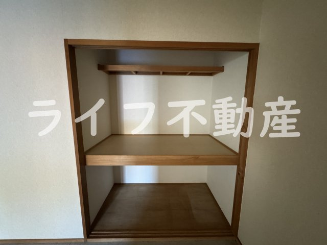タージパレスの収納|小物を収納するのに便利です