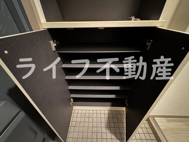 タージパレスの収納|ちょっとした収納スペースも充実しています