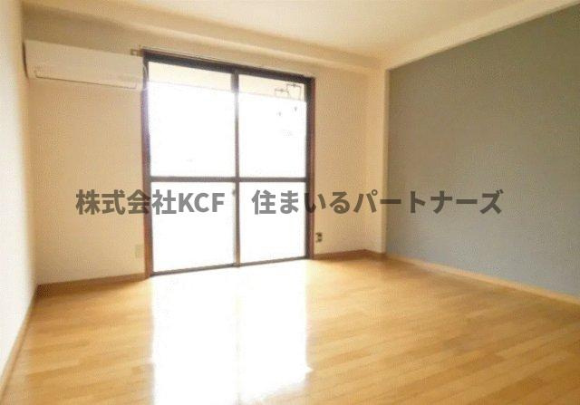 プレジデント御井の洋室|コンパクトで使いやすい洋室です