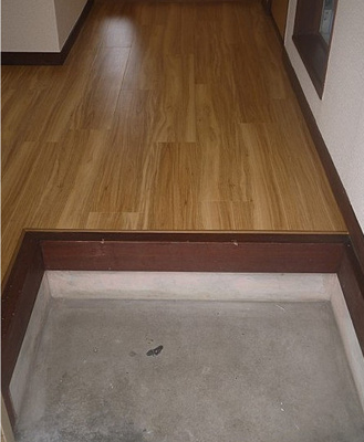 【玄関】 | サニーヒル津福 | 玄関です