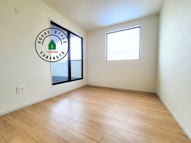 熊本市北区八景水谷1丁目第2-2棟（2号棟）　の寝室|主寝室には収納力に優れたクローゼットがありますので、お部屋もすっきり片付きます。