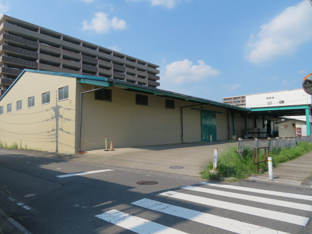 戸田市美女木北３丁目の倉庫