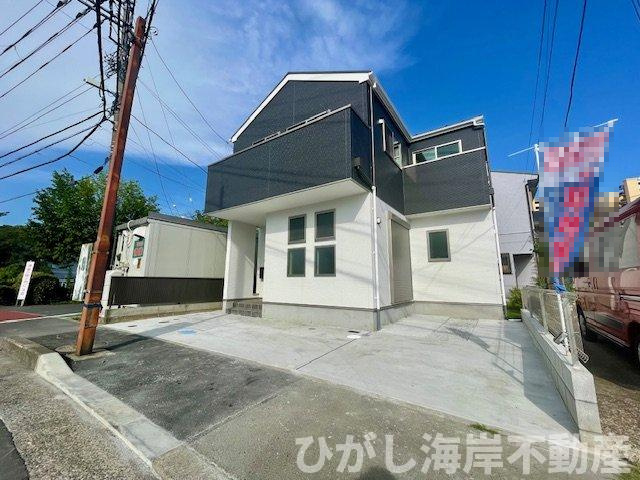 藤沢市城南3丁目　新築戸建の前面道路含む現地写真|現地外観