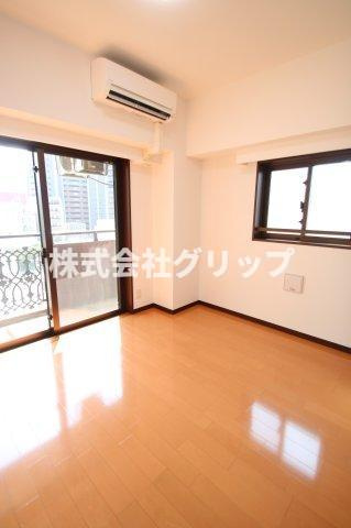 グリフィン川崎・西口シティプラザの洋室