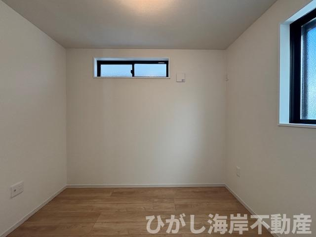 藤沢市片瀬海岸３丁目　新築戸建　全３棟の内装|4帖　納戸