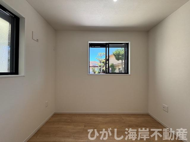 藤沢市片瀬海岸３丁目　新築戸建　全３棟の子供部屋|4.2帖　洋室