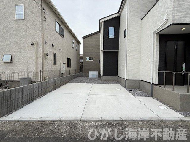 藤沢市辻堂東海岸３丁目　新築戸建　の駐車場|駐車スペース