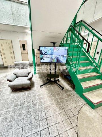 ソサエティ山手のエントランス