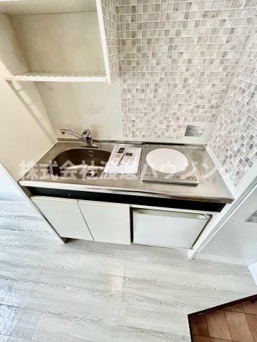 ソサエティ山手のキッチン