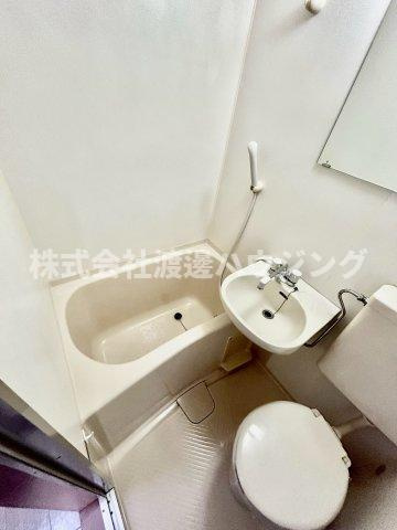 ソサエティ山手の浴室