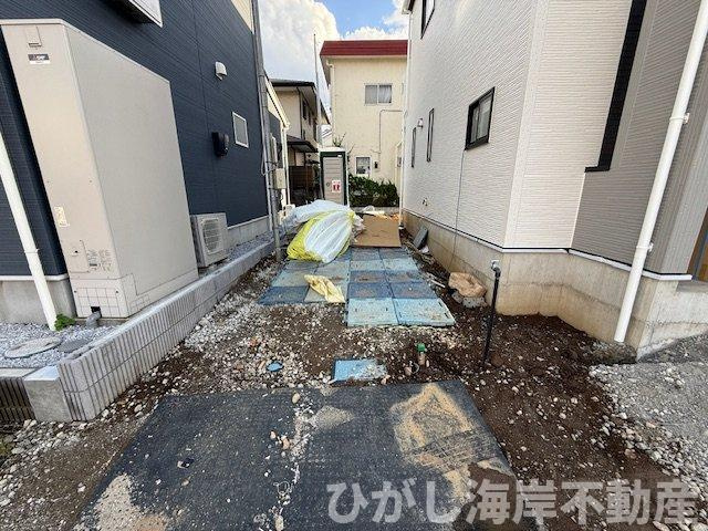 平塚市桜ケ丘　新築戸建の駐車場|11月10日撮影　工事中　駐車スペース