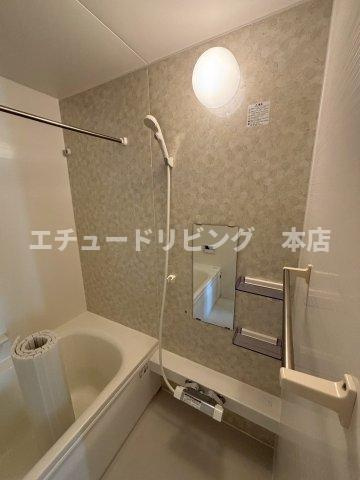 オリヴィエのシャワールーム