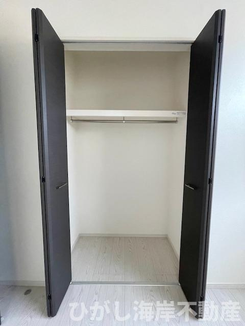 平塚市老松町　新築戸建　の収納|各居室　収納スペース付き