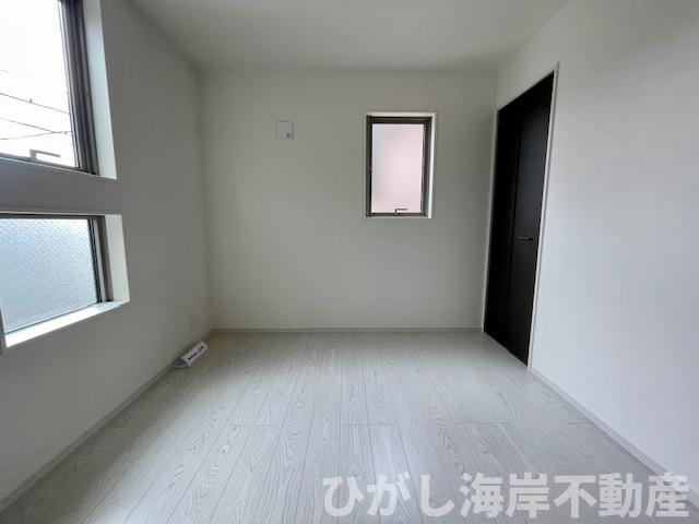 平塚市老松町　新築戸建　の内装|5.2帖　洋室