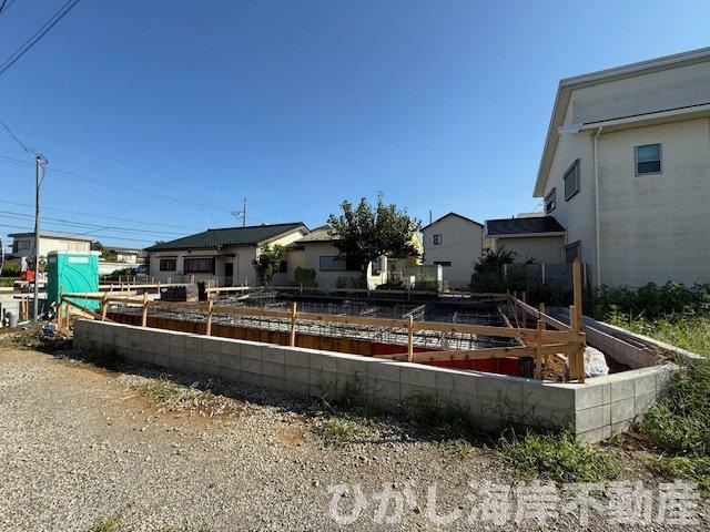 平塚市南豊田　新築戸建　全2棟の外観|9月7日撮影　建築中　現地外観