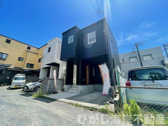 茅ヶ崎市下町屋2丁目　中古戸建の前面道路含む現地写真|新規リフォーム完了！　現地外観