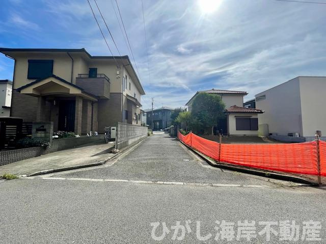 平塚市諏訪町　売地　全3区画の前面道路含む現地写真|現地外観