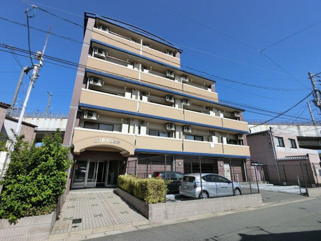リブハイム土井の外観