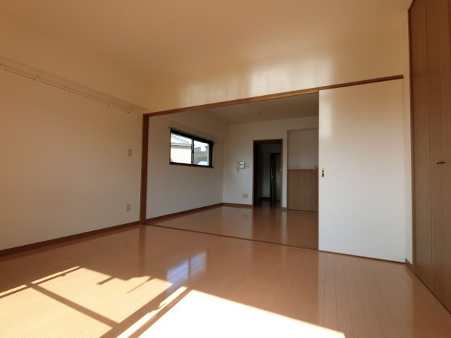 リブハイム土井の居間・リビング