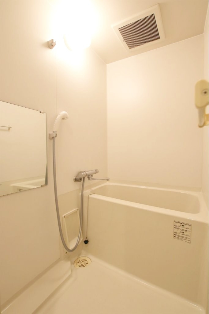 リファレンス箱崎の浴室