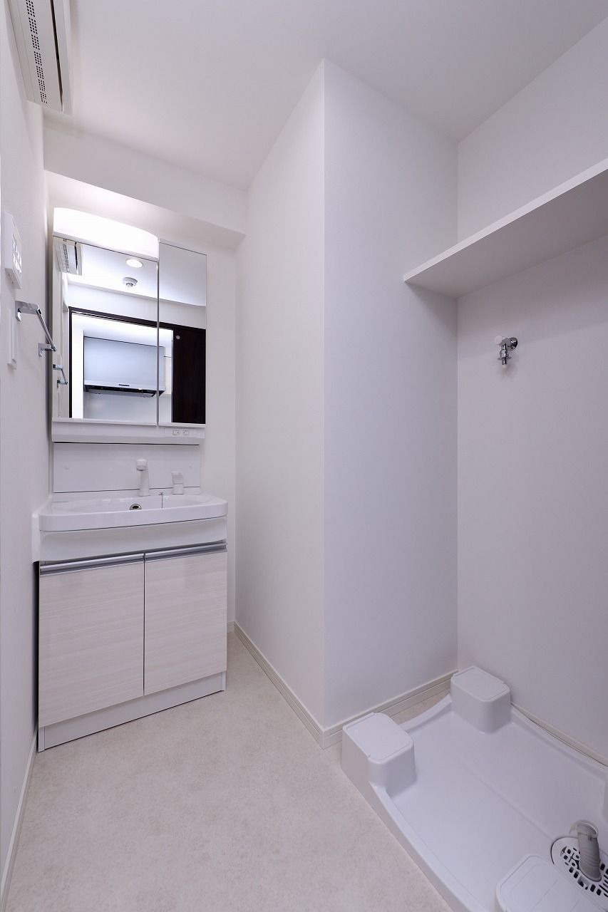 LIBTH箱崎駅前の居間・リビング