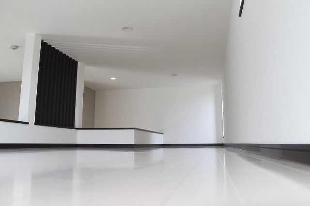 CB和白フランの居間・リビング