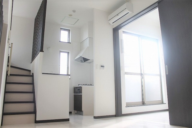 CB和白フランの玄関