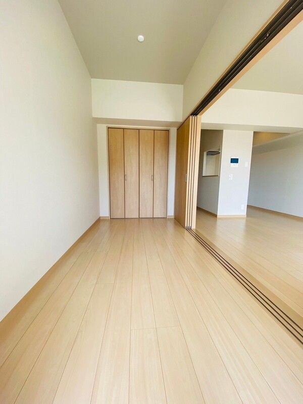 Calm Riviere箱崎の居間・リビング