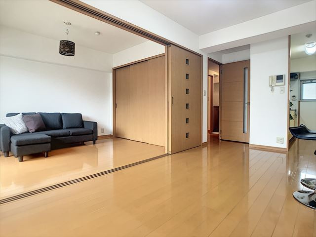 ステラコート箱崎の居間・リビング