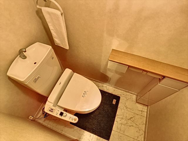 ステラコート箱崎のトイレ