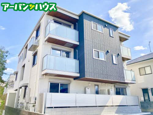 シャーメゾンアストラの外観