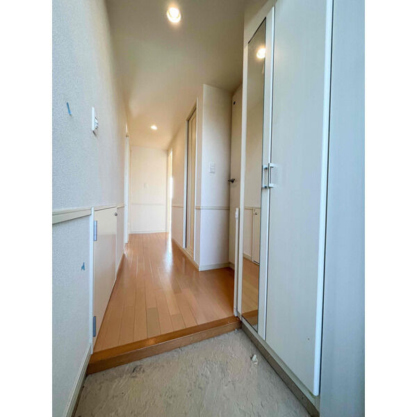 クリムゾン吉塚のその他