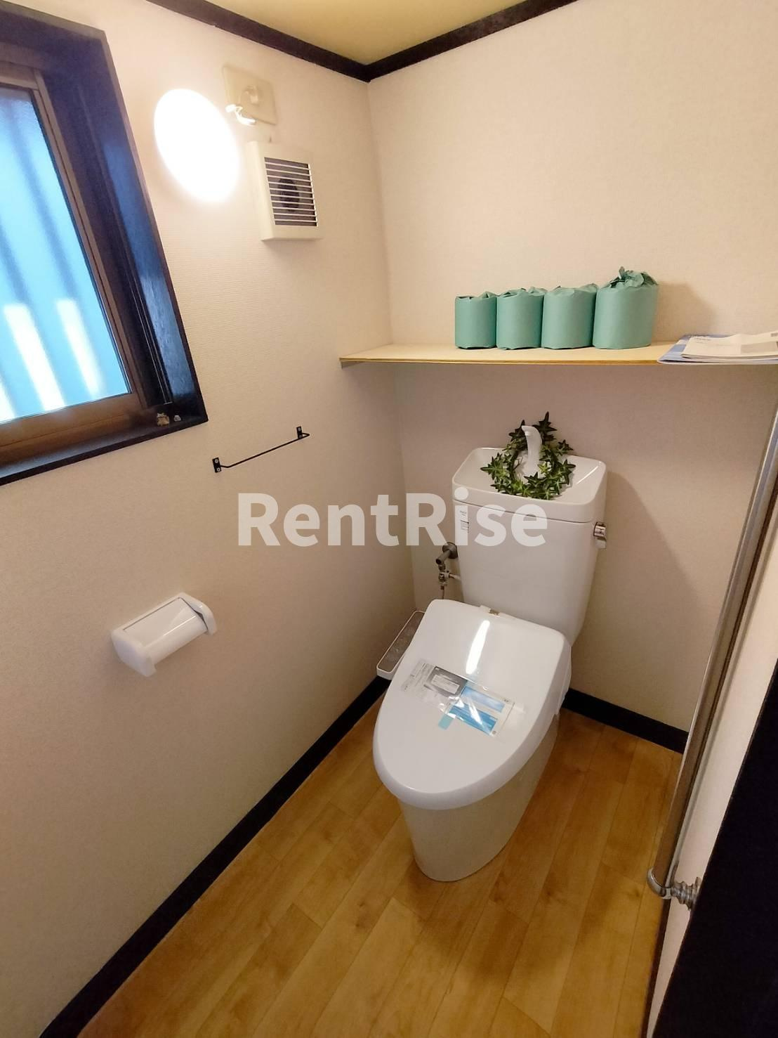 一宮浅野 戸建のトイレ