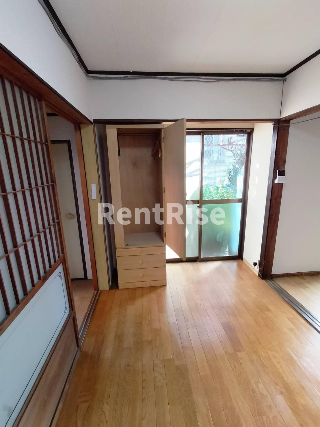 一宮浅野 戸建の居間・リビング