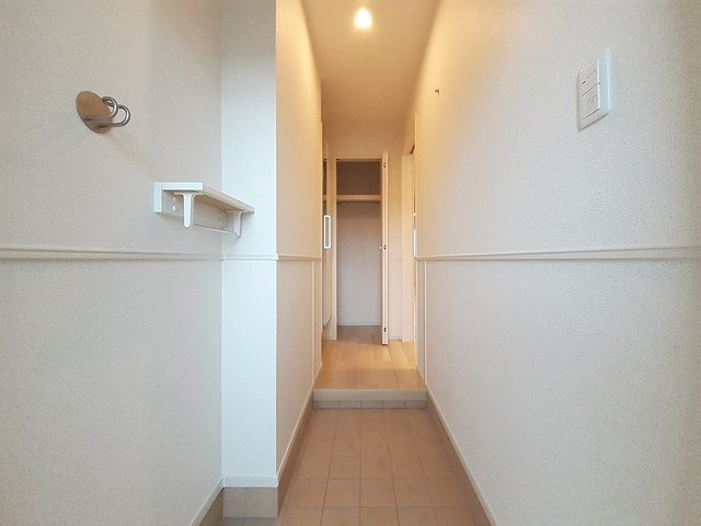 リジェール・Ｈの玄関|明るい玄関です