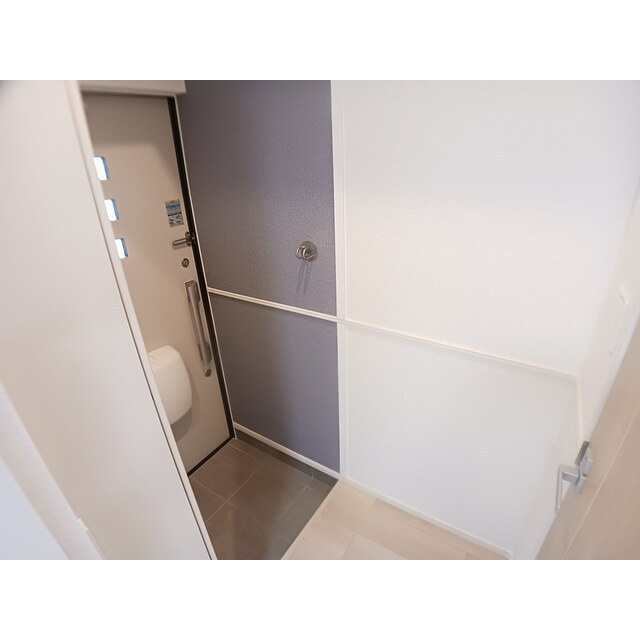 リファインⅤの玄関