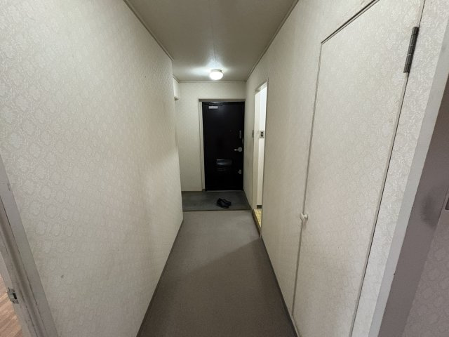 ニューセンバハイツの玄関|玄関ホール＆廊下です