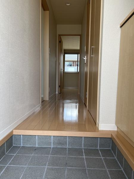 メゾンＲＹＯＳＥＮⅡ　Ｄ棟の玄関